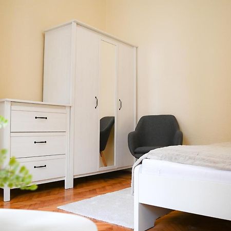 Your Home In Budapest: Cozy, Central & Silent Екстериор снимка