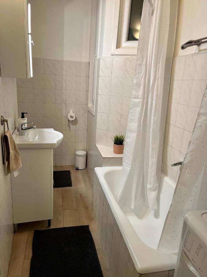 Your Home In Budapest: Cozy, Central & Silent Екстериор снимка