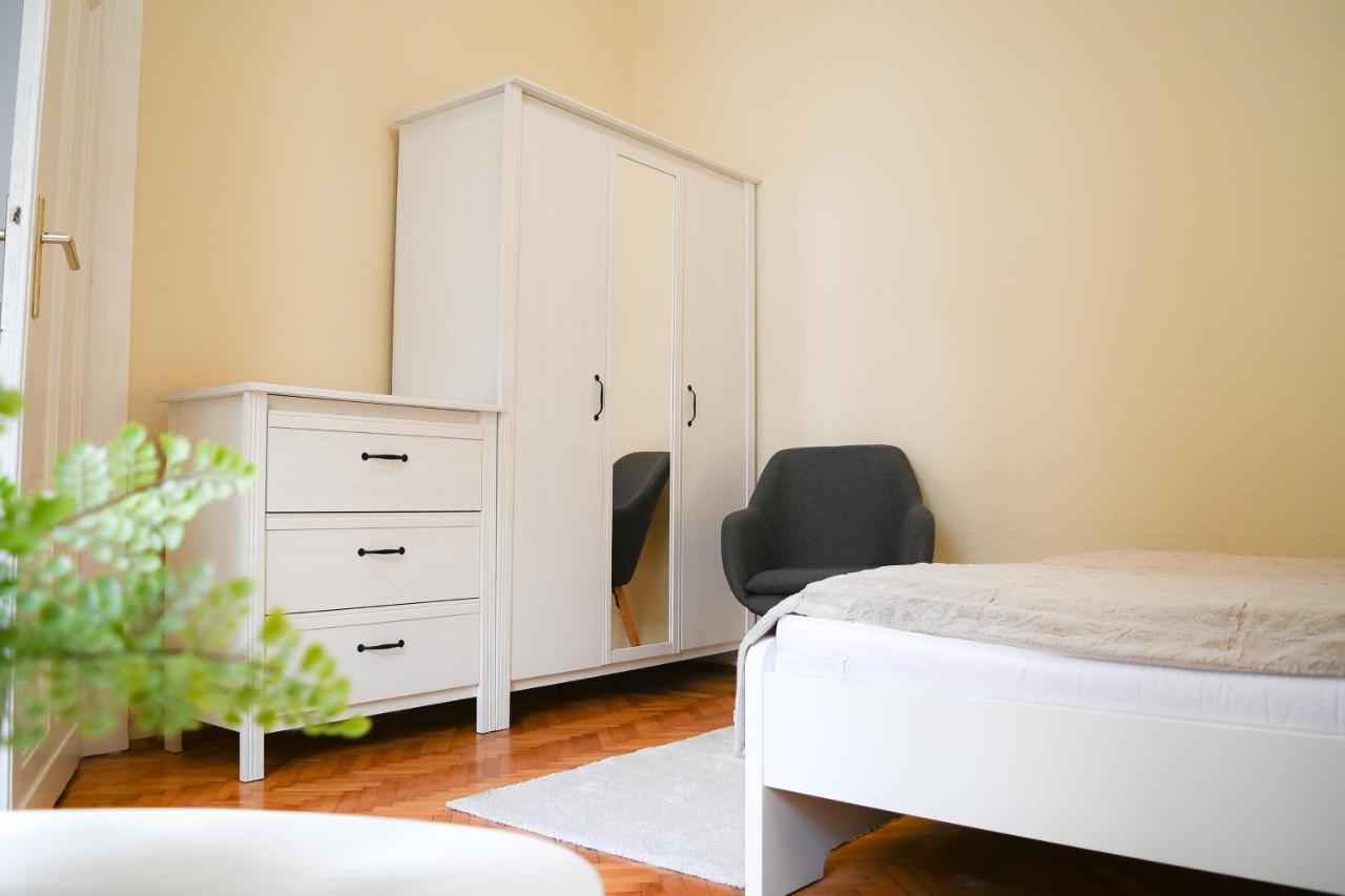 Your Home In Budapest: Cozy, Central & Silent Екстериор снимка