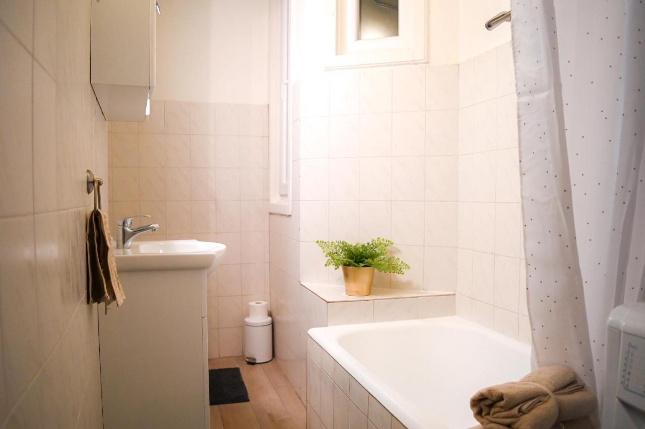 Your Home In Budapest: Cozy, Central & Silent Екстериор снимка